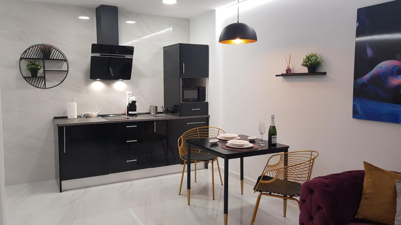 Apartamento Pepi Puerto (Adults Only) Санта Пола Екстериор снимка