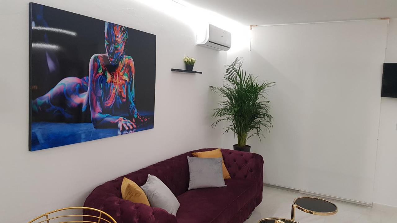 Apartamento Pepi Puerto (Adults Only) Санта Пола Екстериор снимка