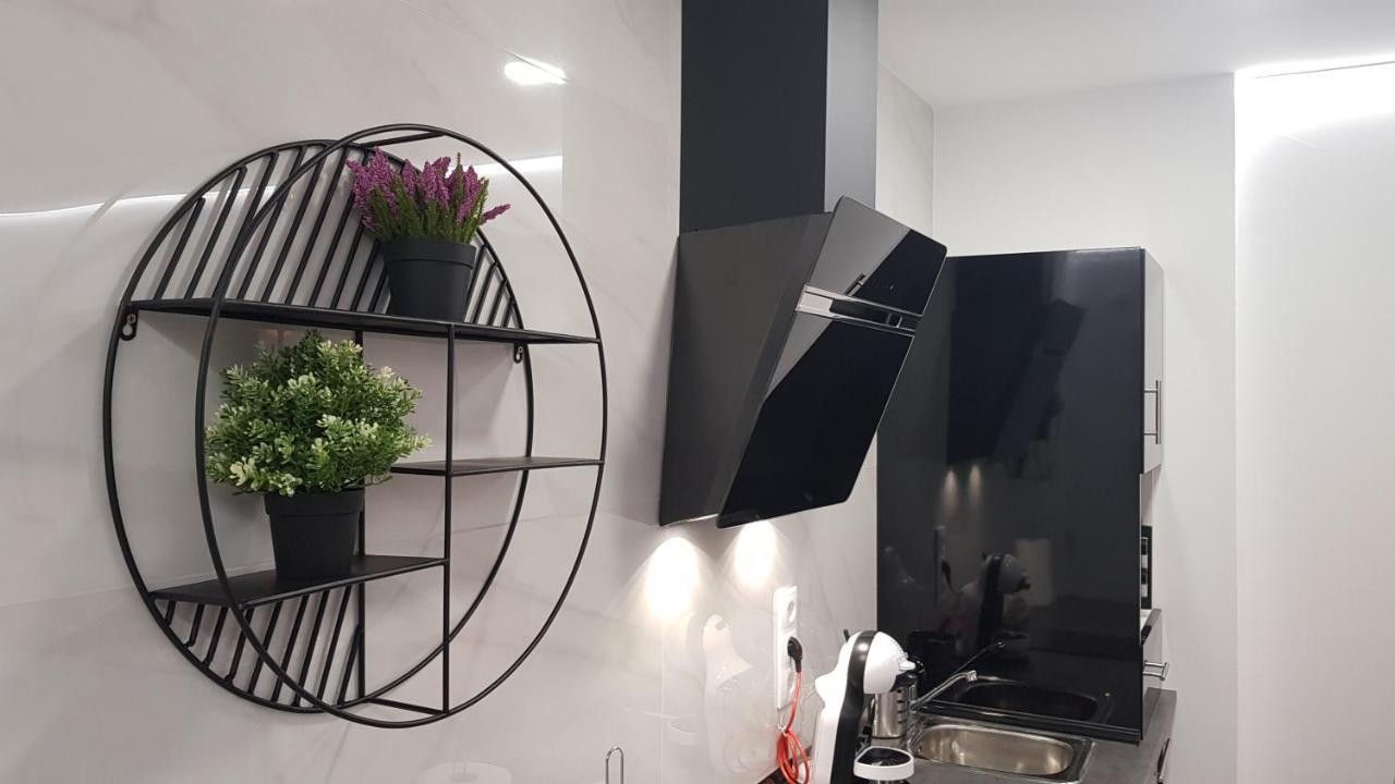 Apartamento Pepi Puerto (Adults Only) Санта Пола Екстериор снимка