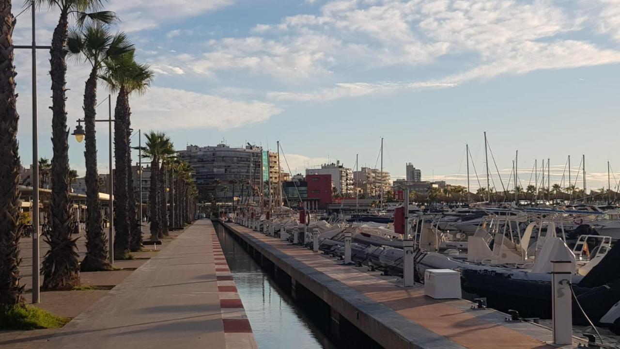Apartamento Pepi Puerto (Adults Only) Санта Пола Екстериор снимка