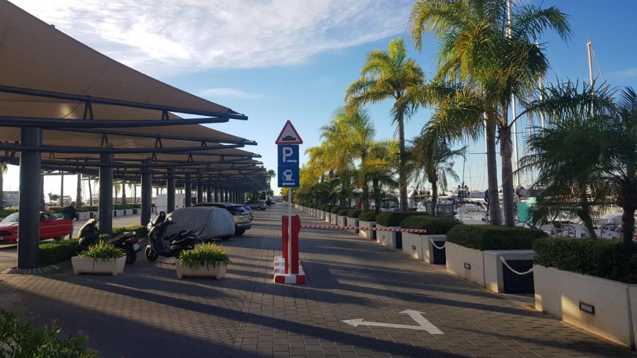 Apartamento Pepi Puerto (Adults Only) Санта Пола Екстериор снимка